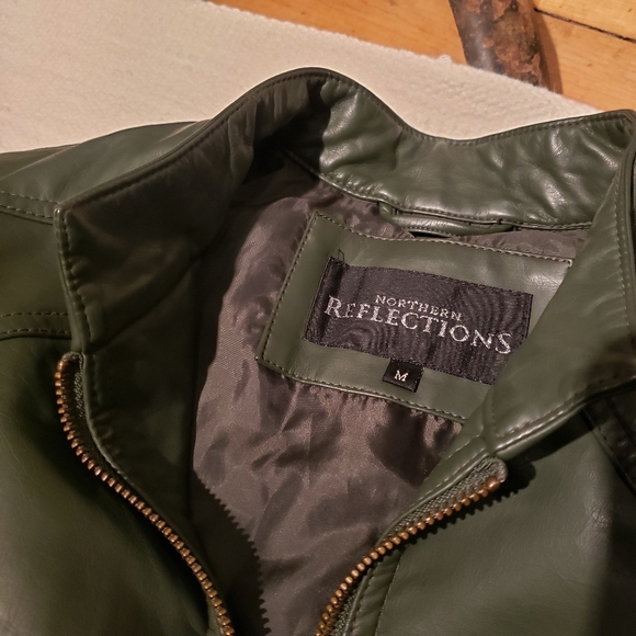 Green faux leather jacket - Picture 3 of 9